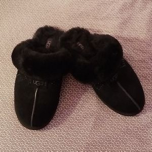 UGG Slippers with crystals